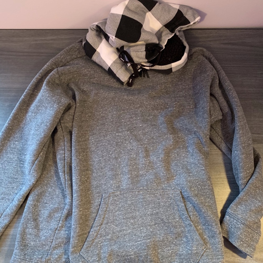 oversized hoodie